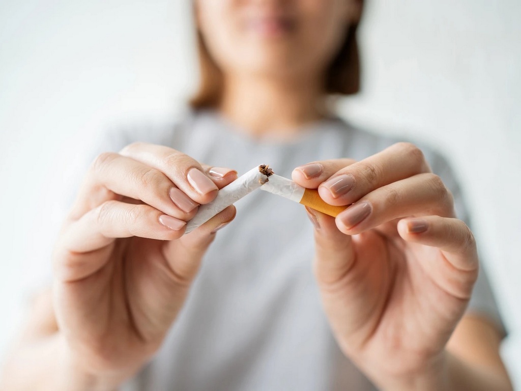 Курение – привычка, противная Глазу, омерзительная Носу, вредная Мозгу, опасная Легким